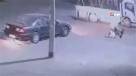 S­u­u­d­i­ ­A­r­a­b­i­s­t­a­n­­d­a­ ­a­r­a­b­a­y­l­a­ ­ç­a­r­p­t­ı­k­l­a­r­ı­ ­k­i­ş­i­y­i­ ­g­a­s­b­e­t­t­i­l­e­r­